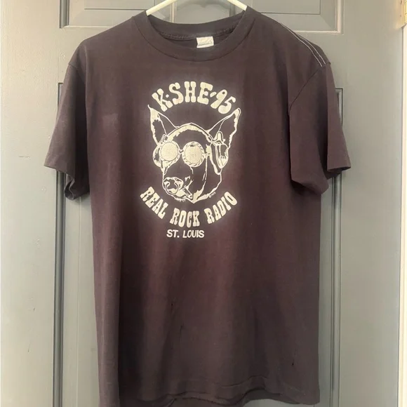 Vintage KSHE'95 Real Rock Radio Black T-Shirt - Picture 1 of 3